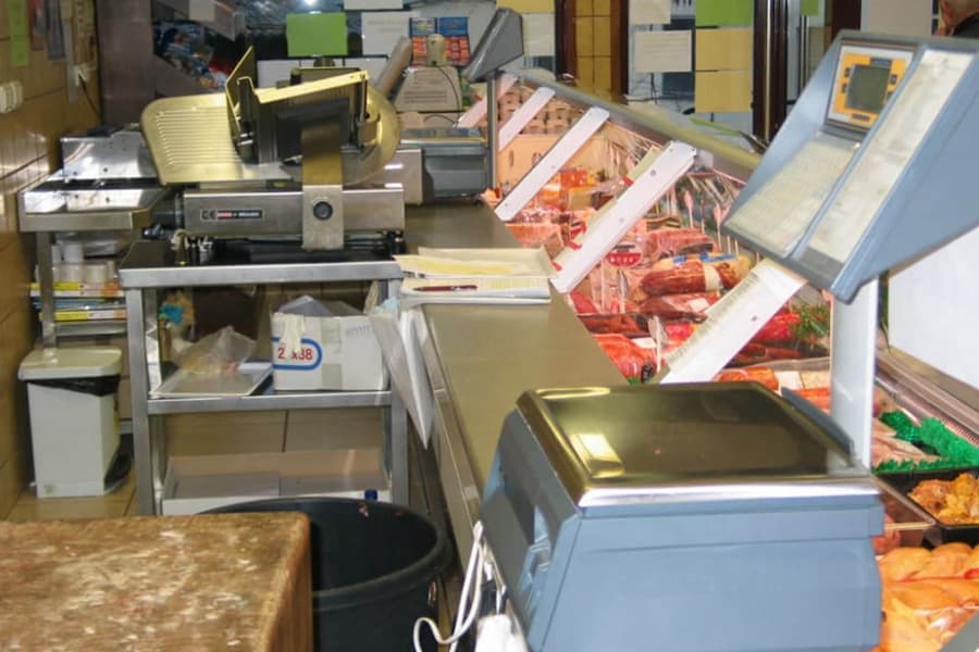 Maquinaria industrial en Ribeira